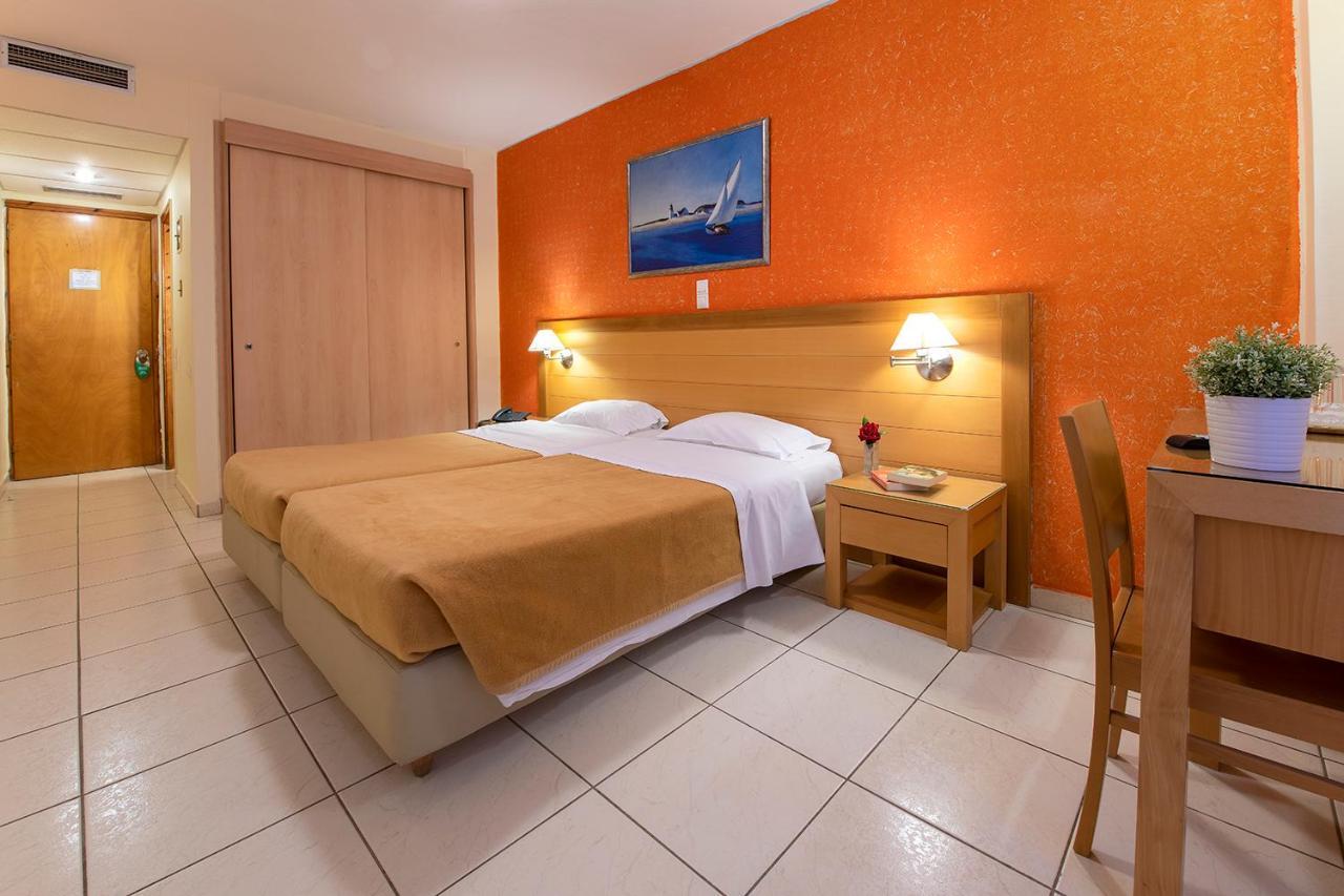 Avra Hotel Метана Экстерьер фото